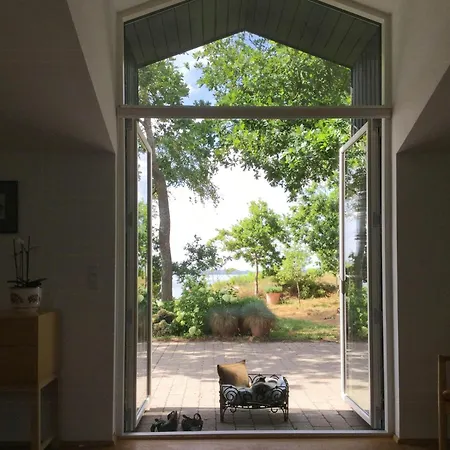 Architect-designed House With Private Dom wakacyjny *