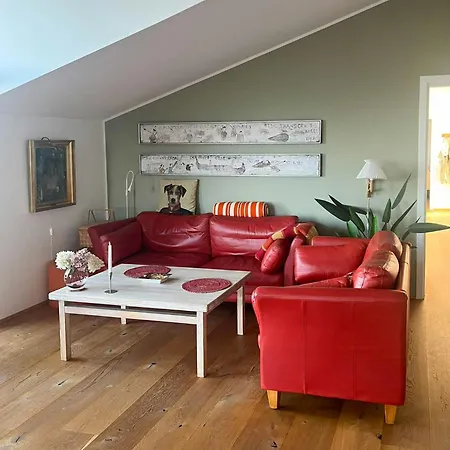 Architect-designed House With Private Feriehus