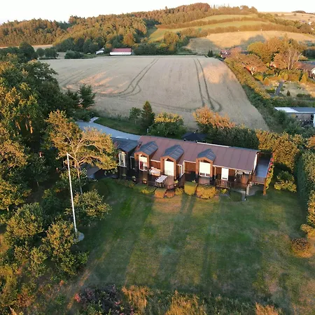 Dom wakacyjny Architect-designed House With Private *