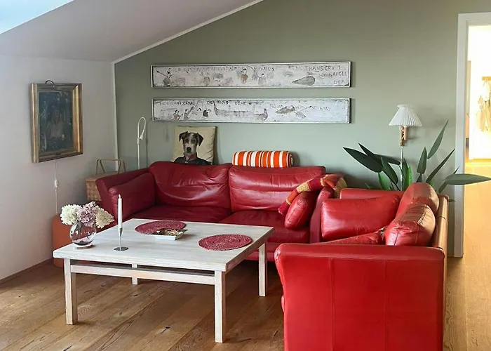 Architect-designed House With Private Ferienhaus